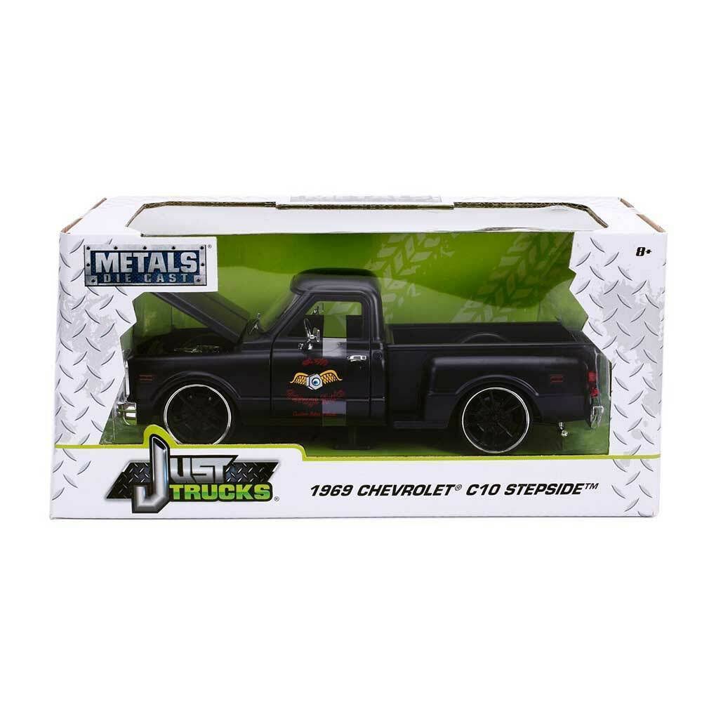 Matt Black 1/24 Diecast Model Car D4831