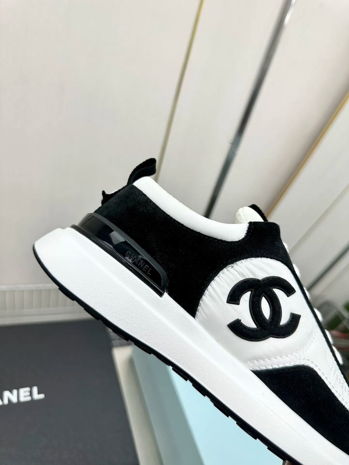 Women Sneakers X265