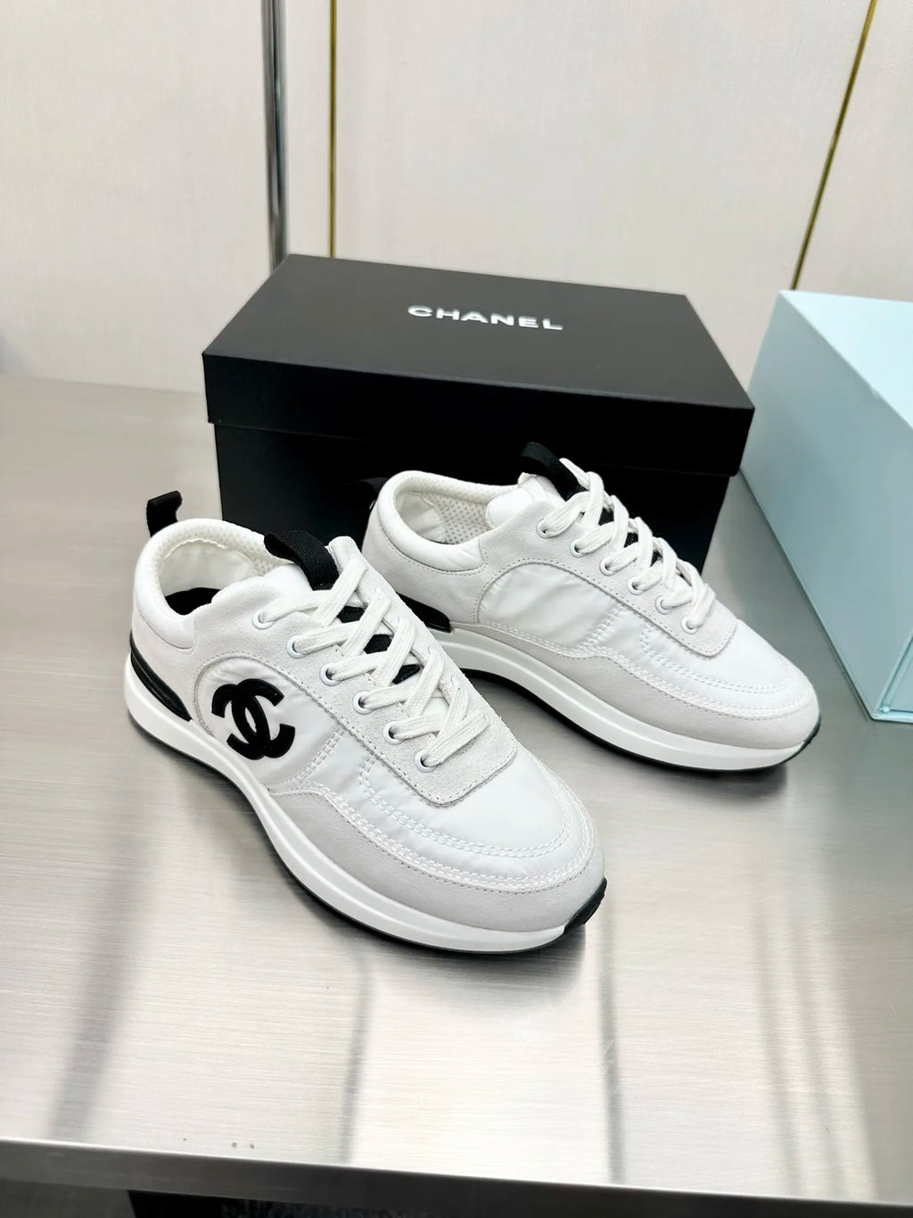 Women Sneakers X265