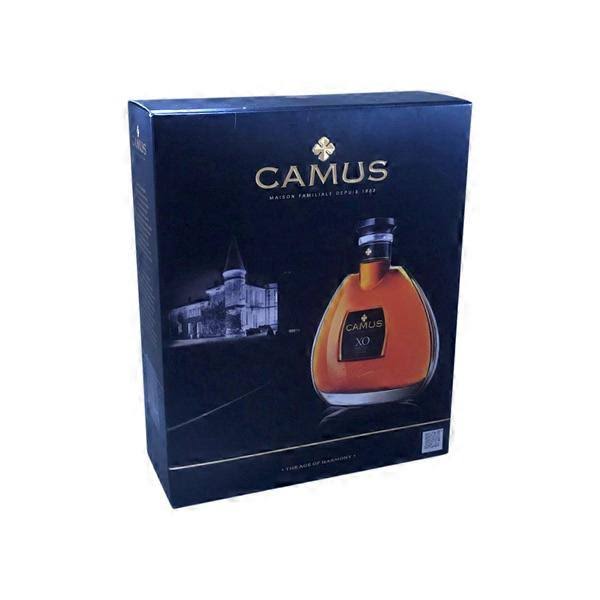 Cognac XO with Glasses 750 ml L20437