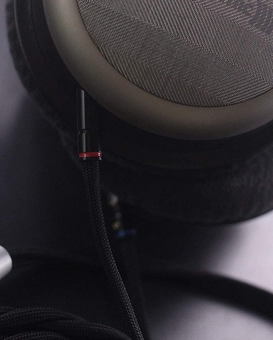 4-pin XLR Male Audio Upgrade Cable O827879