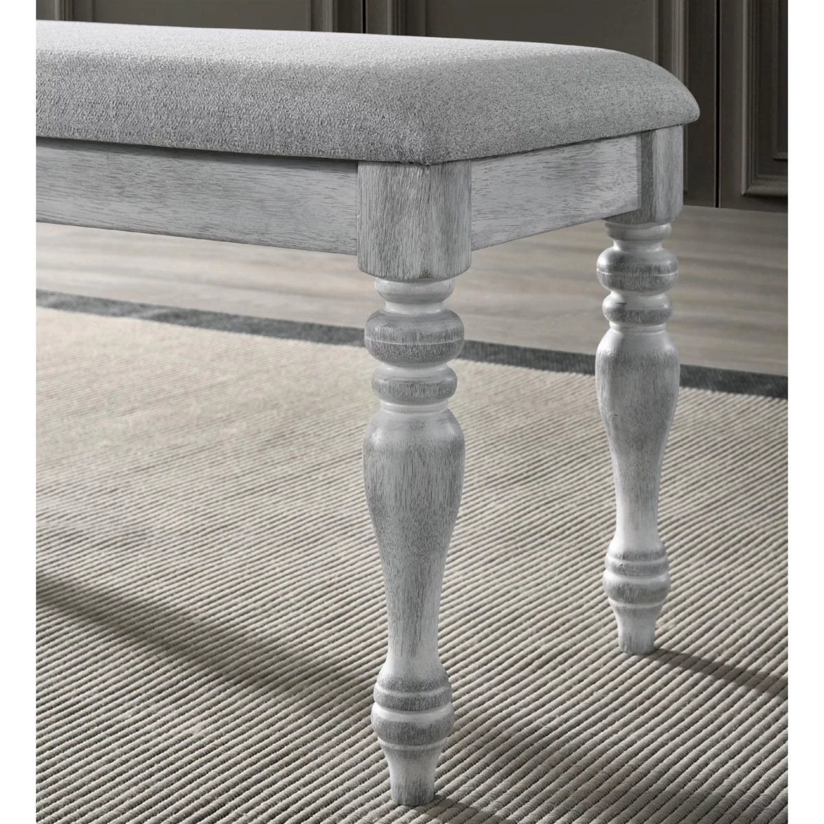 Upholstered Turned Leg Dining Bench Z6241