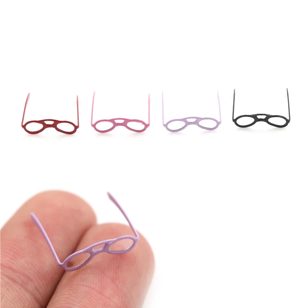 1:12 Scale Vintage Doll Miniature Glasses Dollhouse Decor Accessories X730996
