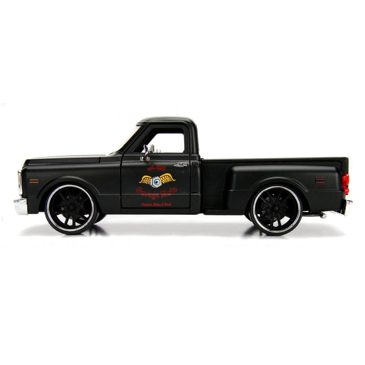Matt Black 1/24 Diecast Model Car D4831