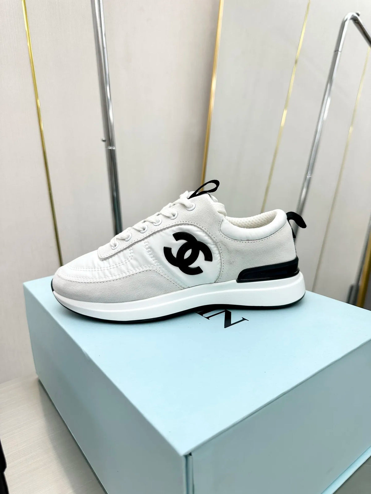 Women Sneakers X265