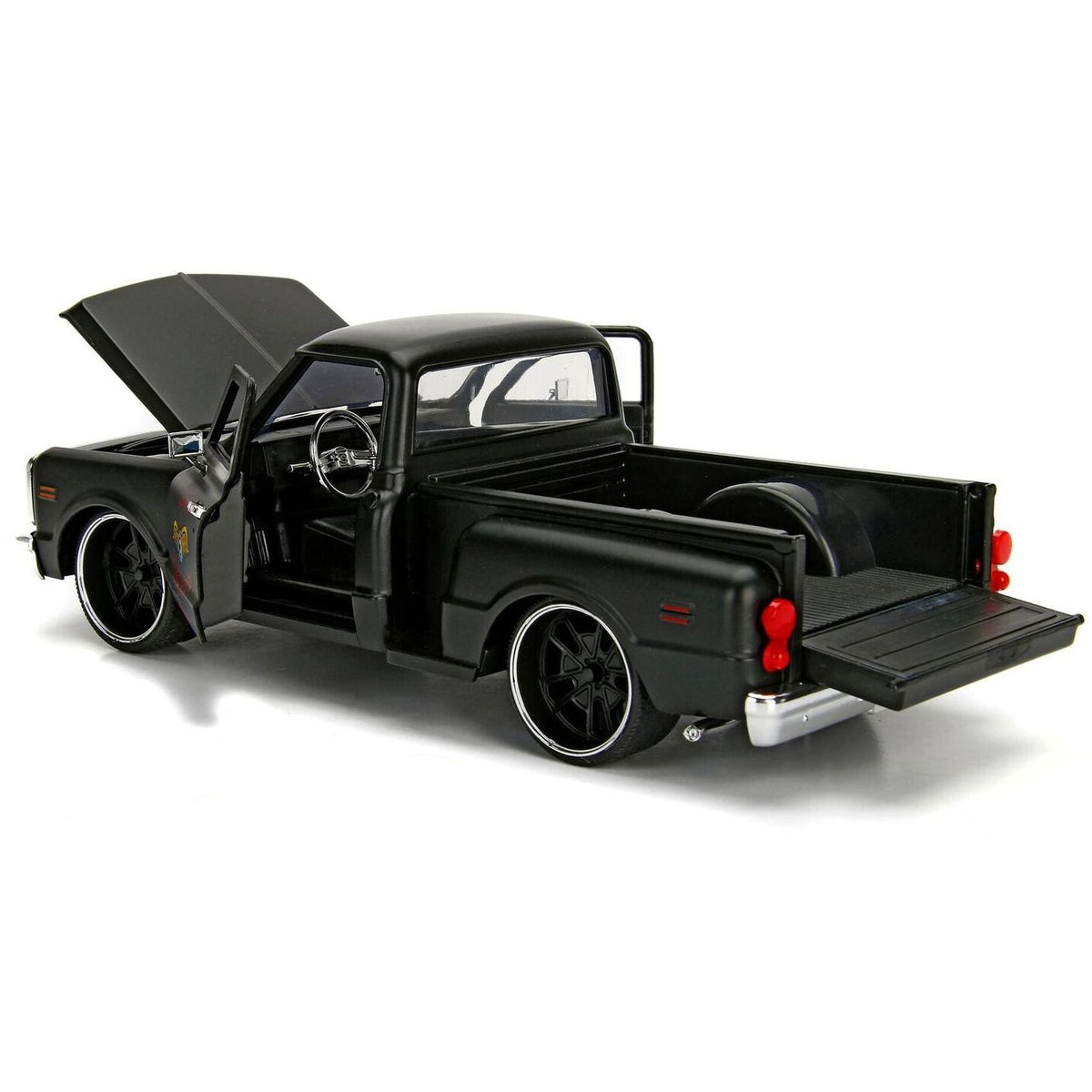 Matt Black 1/24 Diecast Model Car D4831